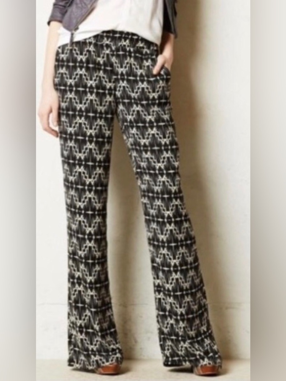 Anthropologie CHLOE OLIVER Black and White Ikat Print Wide Leg Trousers
